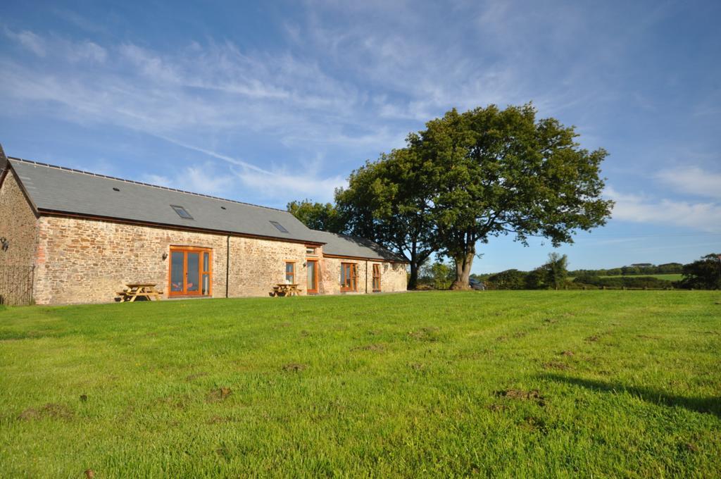 Hastings Barn Bideford Exterior foto